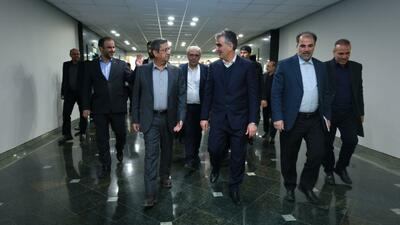 گزارش تصویری/ همتی وارد بانک مرکزی شد