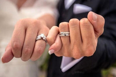 ازدواج جنجالی دختر خانواده با پسر خانواده!