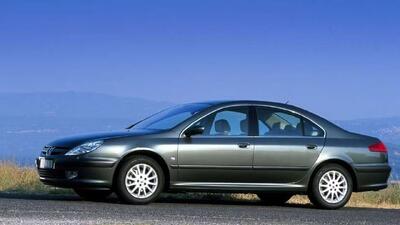 سقوط یک رویا / چرا پژو حریف مرسدس و بی‌ام‌و نشد؟/ ماجرای شکست‌ پژو برای ورود به دنیای خودروهای لوکس