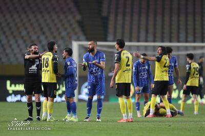 هدایای کریسمس در نقش جهان! - پارس فوتبال