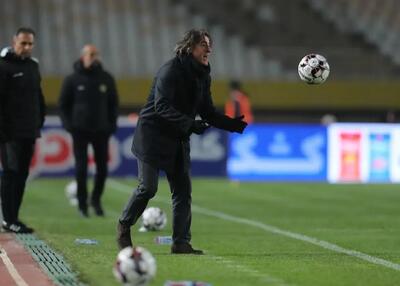 ساپینتو: مربی سابق با بازیکنانم صحبت می‌کند تا برگردد!