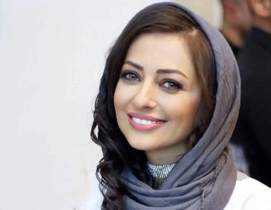 پیام کریسمسی نفیسه روشن سوژه شد / تبریک متفاوت نفیسه روشن با انتشار عکس / واکنش‌ها به استایل و متن خاص