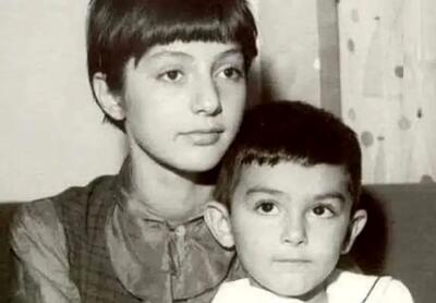 عکس یادگاری «گوگوش» 17 ساله با مادرشوهرش در روز عروسی