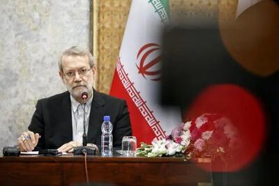 علی لاریجانی خطاب به ترامپ: مراقب سربازان خود باشید