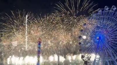 شکستن رکورد گینس در ابوظبی با 62 دقیقه آتش بازی