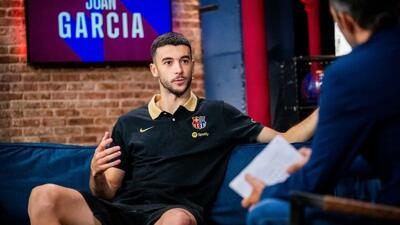 شب پرتنش در کاتالونیا؛ موش پلاستیکی برای استقبال از دروازه‌بان بارسلونا!