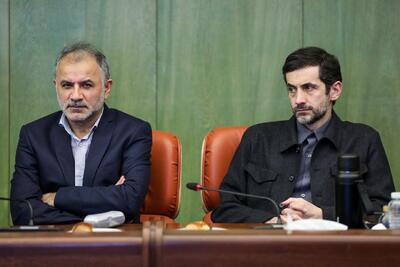 همزمان با گرانی‌های بی‌سابقه و انتقادات گسترده از عملکرد نوری‌قزلجه؛ مسعود پزشکیان به‌همراه پسر خود به وزارت جهاد کشاورزی رفت و از وزیر ناکارآمد قدردانی کرد!