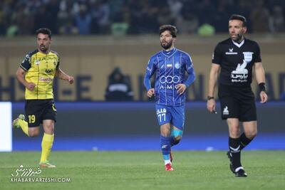 عاشقانه ستاره استقلال با حسین حسینی جلو چشم ساپینتو +عکس