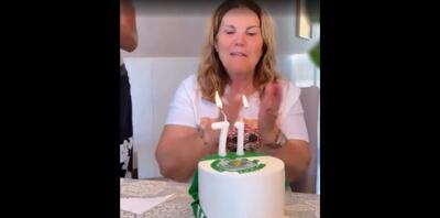 ویدیو| جشن تولد ۷۱ سالگی مادر رونالدو - پارس فوتبال