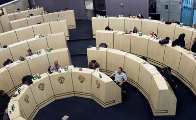 بازدهی ناهمگون بورس و برتری محدود صنایع بزرگ - سرمایه و بورس