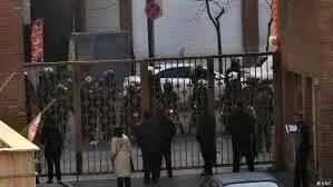 ماجرای گاز اشک‌آور در بیمارستان سینا چه بود؟+فیلم