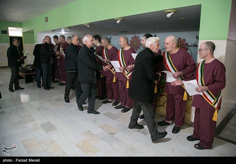 بازدید از آسایشگاه بیماران روانی در کرمانشاه