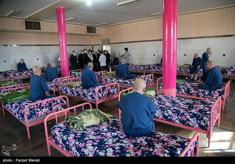 بازدید از آسایشگاه بیماران روانی در کرمانشاه
