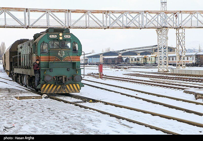 بارش برف در زنجان