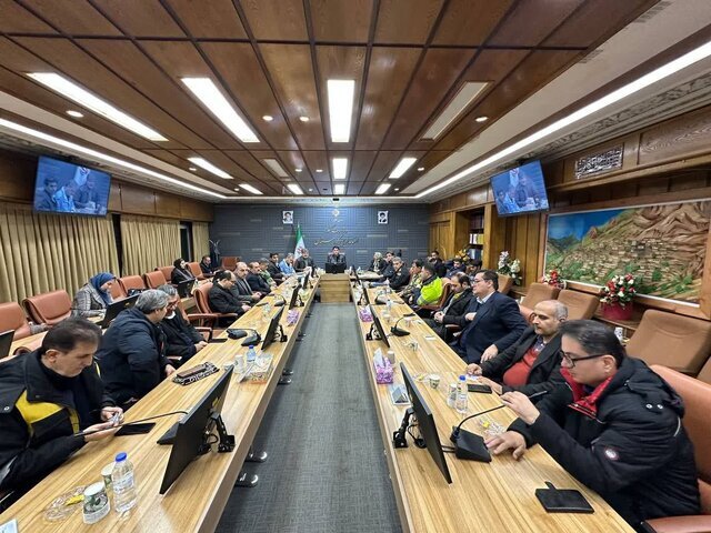 استاندار کردستان: بازگشایی راەهای روستایی باید در اولویت باشد