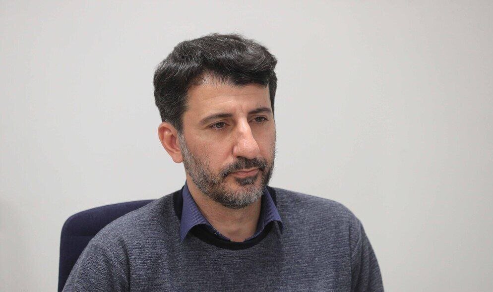 خلق احساس با کلمه، مرز اصلی ادبیات است