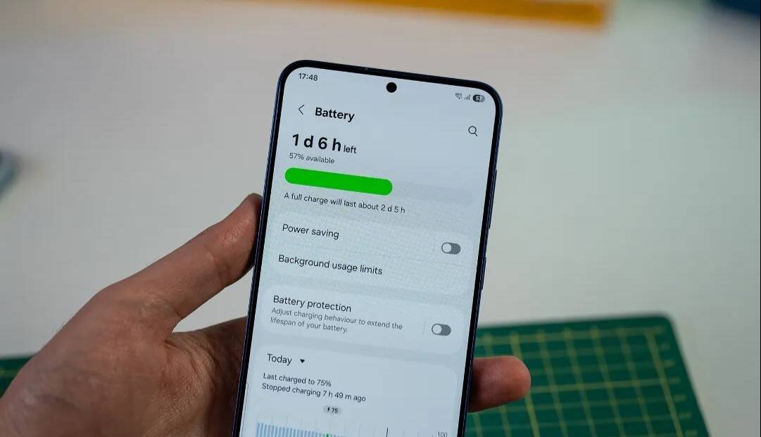 سامسونگ روی باتری ۲۰ هزار میلی‌آمپرساعتی با شارژدهی ۲۷ ساعته کار می‌کند