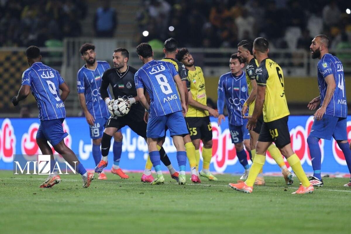 پاشازاده: پیروزی مقابل سپاهان به‌موقع بود و کمک کرد تا وارد بحران نشویم/ استقلال توان جنگیدن در ۳ جبهه را ندارد